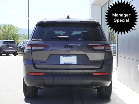 Used 2022 Jeep Grand Cherokee L Limited w/ Black Appearance Package AWD/4WD image 6