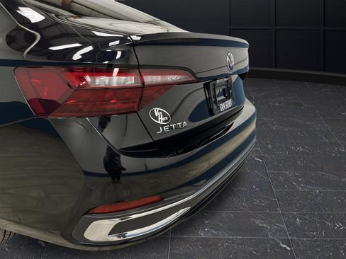 Used 2022 Volkswagen Jetta SEL image 34