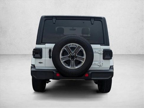Used 2023 Jeep Wrangler Unlimited Sahara w/ Dual Top Group AWD/4WD image 7
