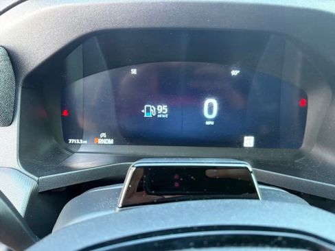 Used 2025 Ford Explorer ST AWD/4WD image 15