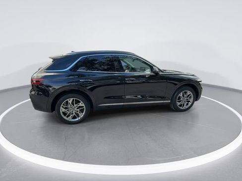 Used 2022 Genesis GV70 2.5T w/ Advanced Package AWD/4WD image 8