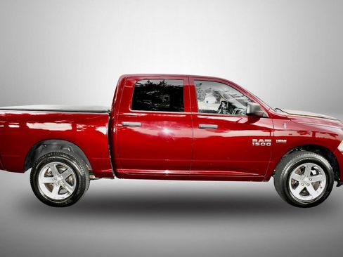Used 2016 RAM 1500 Express AWD/4WD image 8