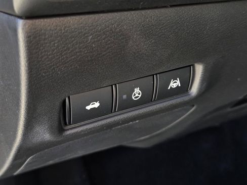 New 2026 Nissan Sentra SR w/ SR Premium Package FWD image 18