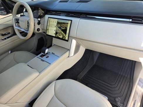 Certified 2024 Land Rover Range Rover Autobiography AWD/4WD image 25