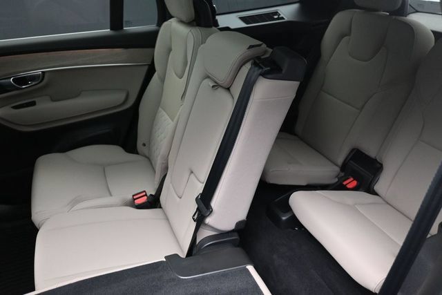 Certified 2026 Volvo XC90 T8 Core w/ Protection Package Premier AWD/4WD image 22