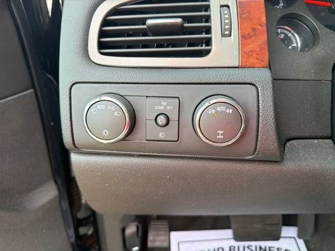 Used 2012 GMC Yukon XL SLT AWD/4WD image 16