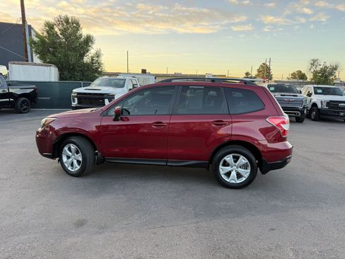 Used 2016 Subaru Forester 2.5i Premium AWD/4WD image 4