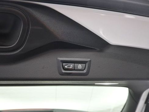 Used 2021 BMW X5 xDrive40i w/ Convenience Package image 39