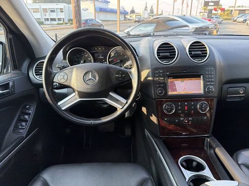 Used 2010 Mercedes-Benz ML 350 4MATIC image 27
