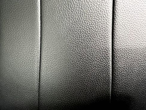 Used 2021 Mercedes-Benz GLB 250 GLB 250 image 17