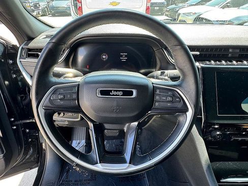 Used 2021 Jeep Grand Cherokee L Laredo image 25