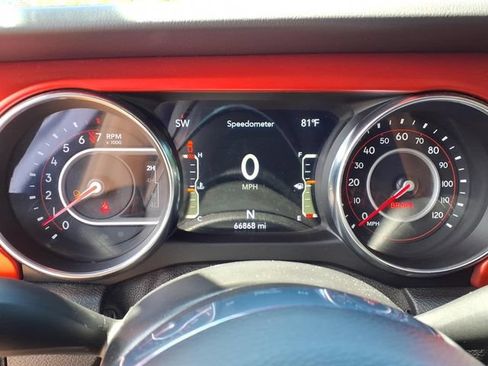 Used 2021 Jeep Gladiator Rubicon AWD/4WD image 27