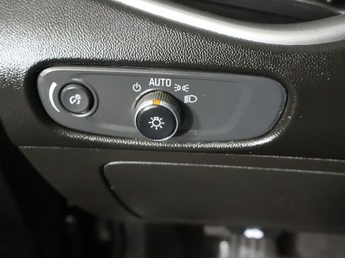 Used 2020 Chevrolet Malibu LS image 29