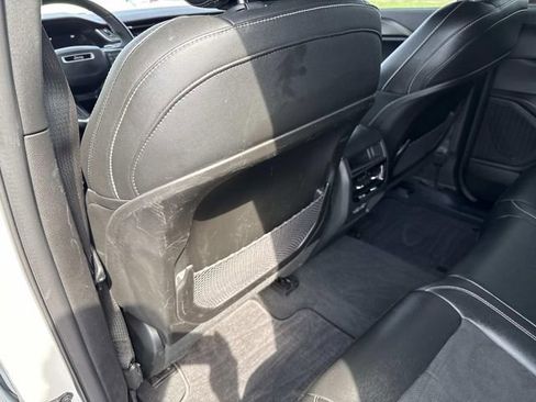 Used 2024 Jeep Grand Cherokee Altitude image 27