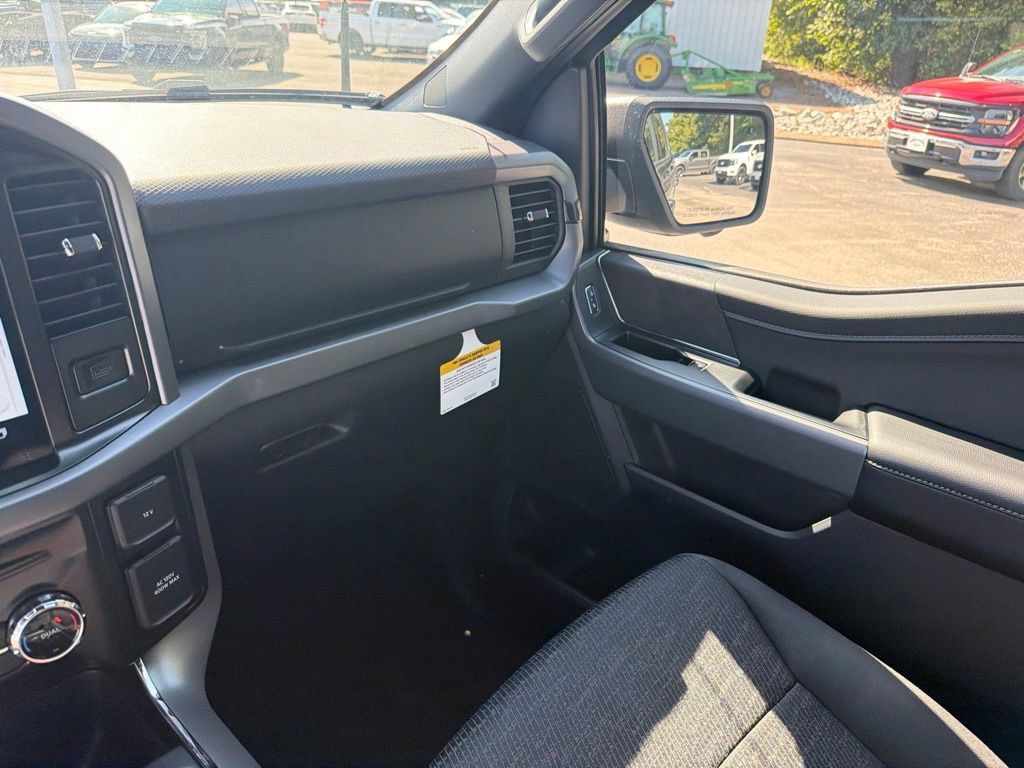 New 2026 Ford F150 XLT w/ Equipment Group 302A MID AWD/4WD image 20