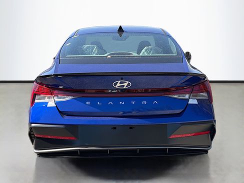 New 2026 Hyundai Elantra SEL Sport Premium image 4