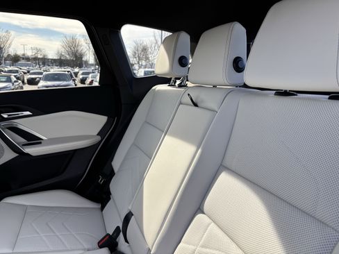 Used 2026 BMW X1 xDrive28i w/ Technology Package image 33