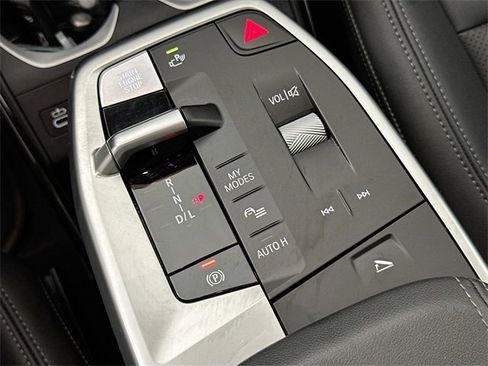 Used 2025 BMW X1 xDrive28i image 15