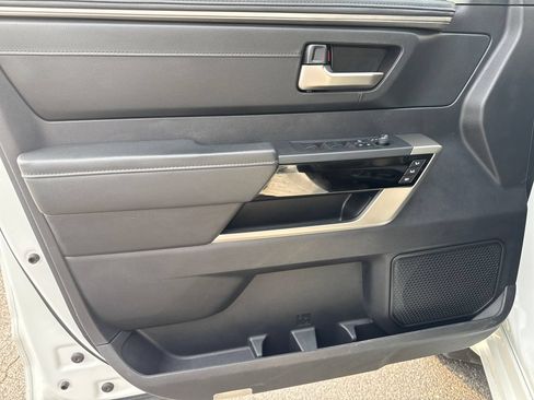 Used 2023 Toyota Tundra Limited AWD/4WD image 15