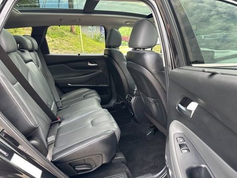 Used 2023 Hyundai Santa Fe Limited image 28