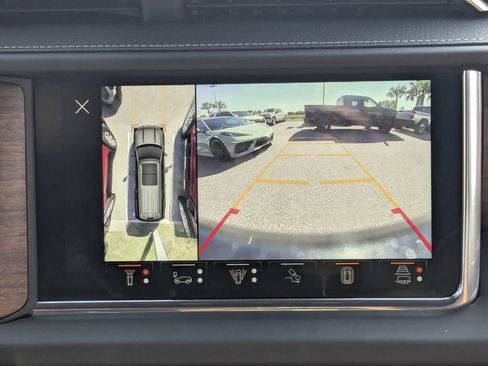 Certified 2023 GMC Yukon Denali Ultimate AWD/4WD image 30
