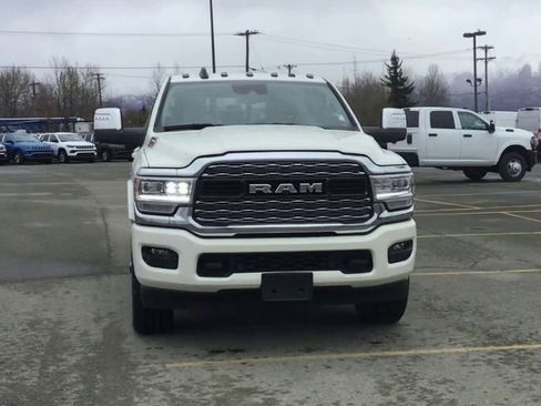 Certified 2023 RAM 3500 Limited w/ Towing Technology Group image 3
