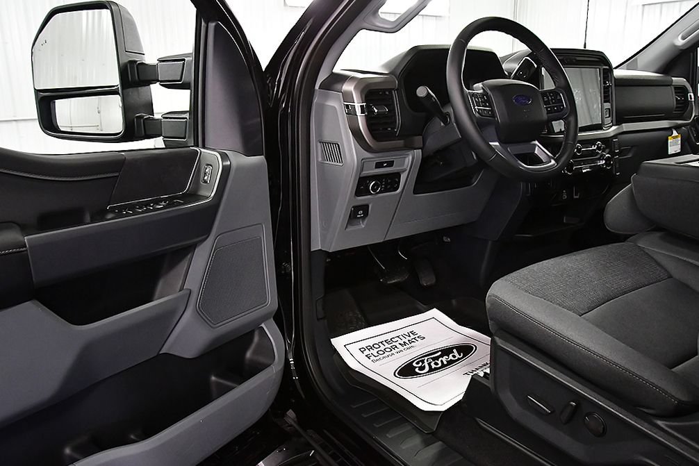 New 2026 Ford F150 XLT w/ Equipment Group 302A MID AWD/4WD image 16