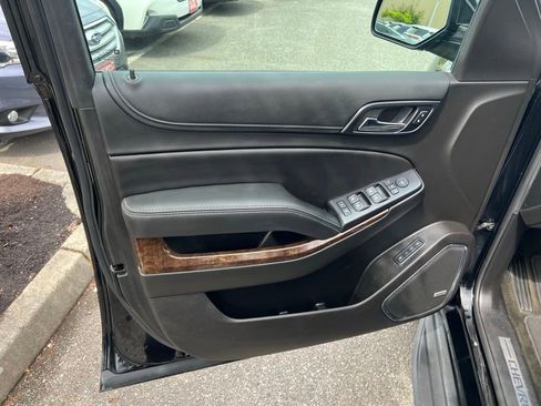 Used 2017 Chevrolet Tahoe LT AWD/4WD image 10