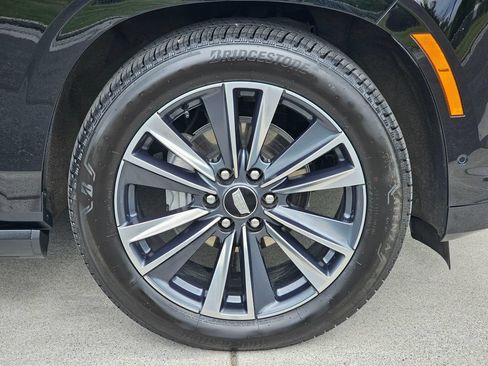 Certified 2025 Cadillac Escalade Sport w/ Touring Package AWD/4WD image 9