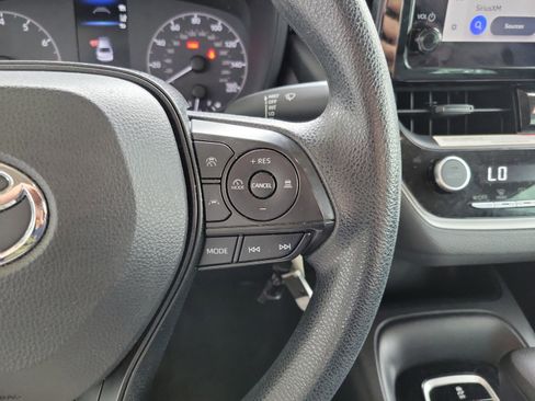 Used 2024 Toyota Corolla LE image 12