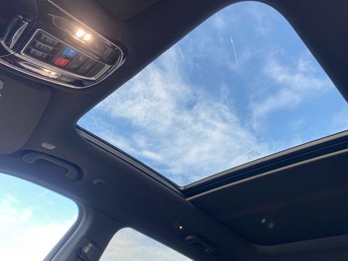 Used 2022 Jeep Grand Cherokee Summit image 25