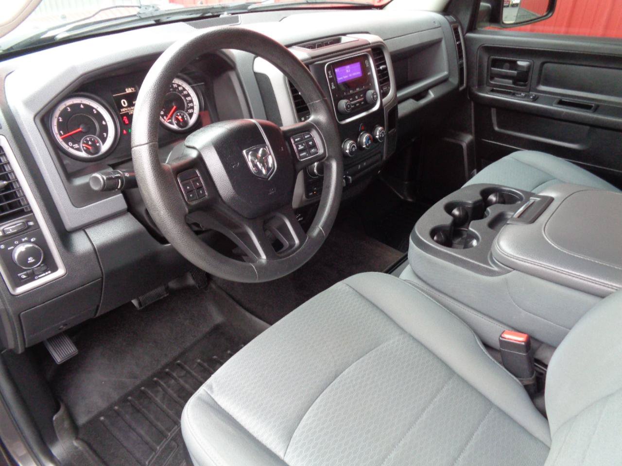 Used 2014 RAM 1500 Express AWD/4WD image 2