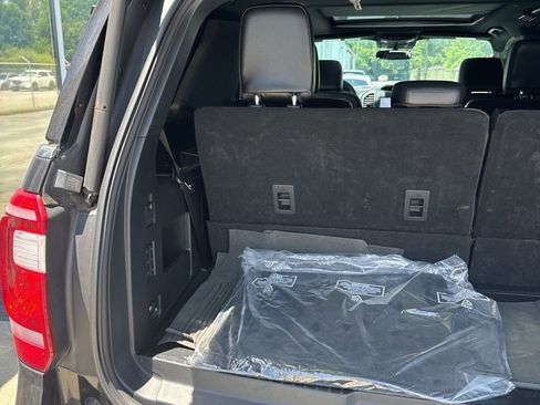 Used 2021 Ford Expedition XLT RWD image 29