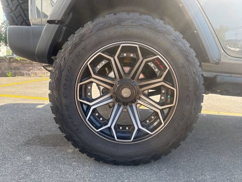 Used 2021 Jeep Wrangler Unlimited Sport AWD/4WD image 12