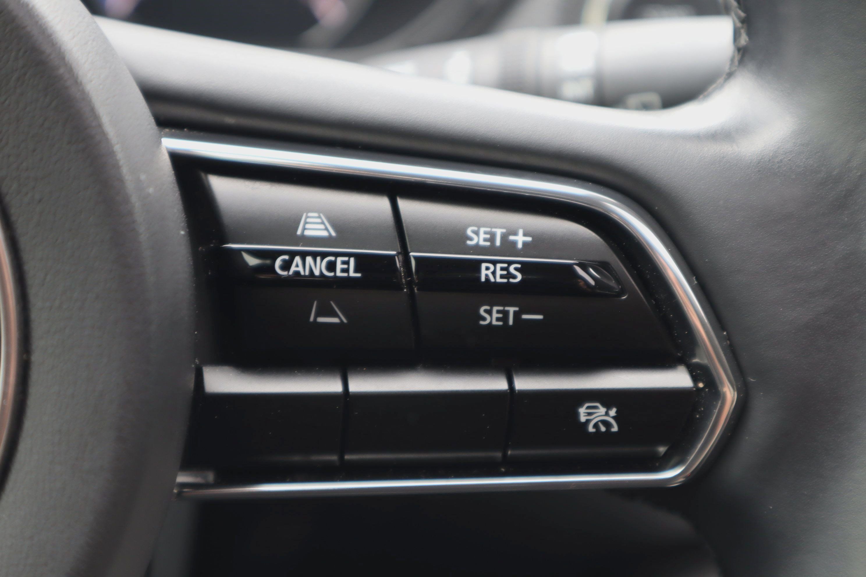 Certified 2024 MAZDA CX-90 3.3 Turbo w/ Preferred Plus AWD/4WD image 19
