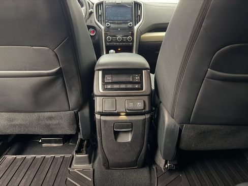 Used 2019 Subaru Ascent Limited w/ Popular Package #3 AWD/4WD image 24