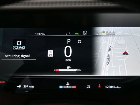 Used 2024 Land Rover Range Rover SE image 12