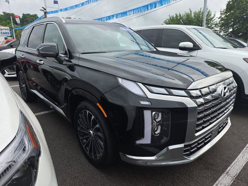 Used 2024 Hyundai Palisade Calligraphy AWD/4WD image 1