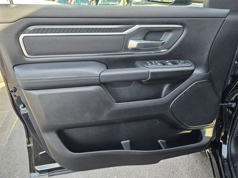 New 2026 RAM 1500 4x4 Crew Cab image 11