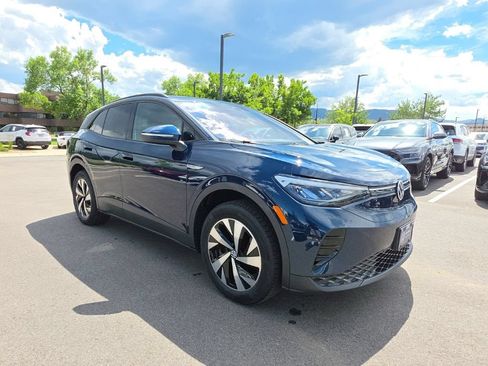 Certified 2023 Volkswagen ID.4 Pro AWD/4WD image 8