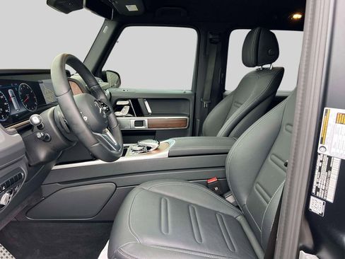 Used 2024 Mercedes-Benz G 550 image 16