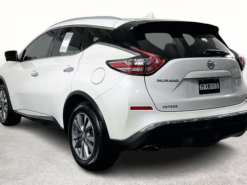 Used 2018 Nissan Murano SL w/ Moonroof Package image 16