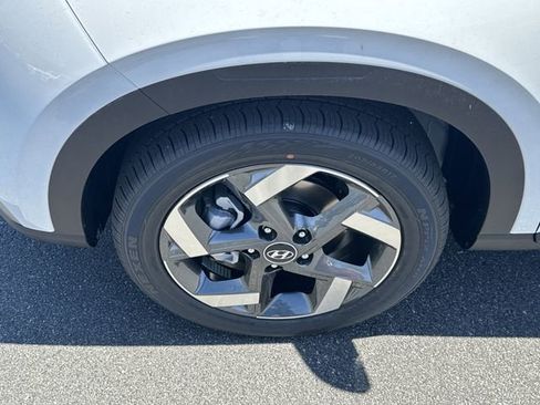 New 2026 Hyundai Venue SEL FWD image 11