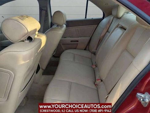 Used 2005 Cadillac STS image 25