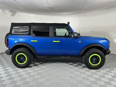 Used 2022 Ford Bronco Badlands AWD/4WD image 9