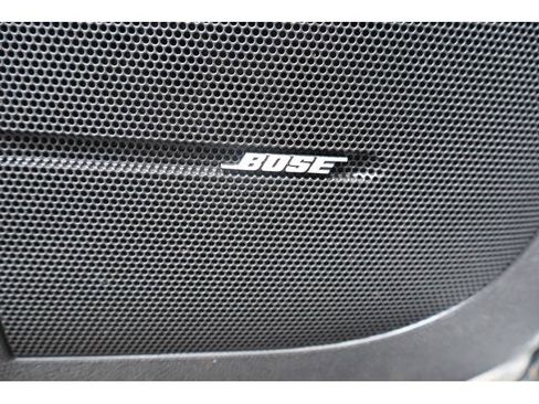 Used 2016 Chevrolet Traverse LT image 12