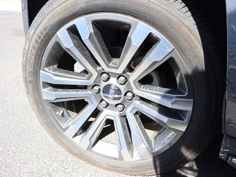 Used 2019 GMC Yukon Denali w/ Open Road Package image 14