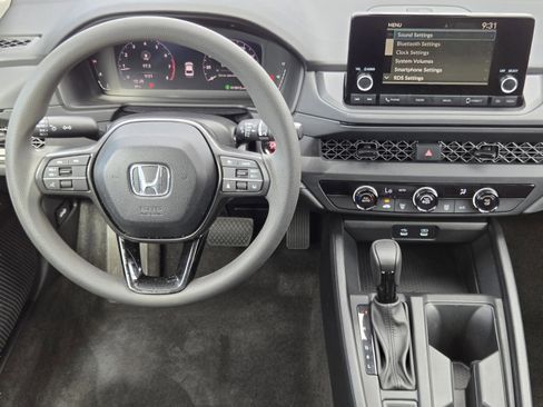 Used 2025 Honda Accord LX image 22