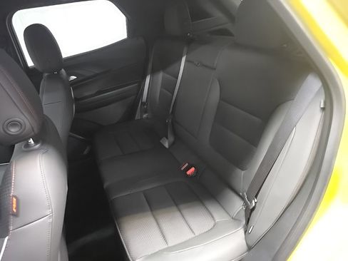 Used 2023 Chevrolet TrailBlazer RS w/ Convenience Package AWD/4WD image 31