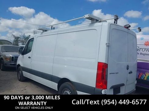 Used 2021 Mercedes-Benz Sprinter 1500 image 1